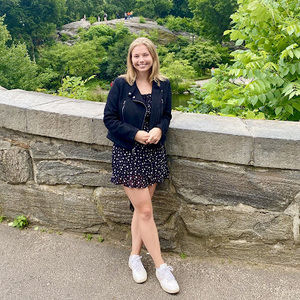 Meet your Posher, Stacy